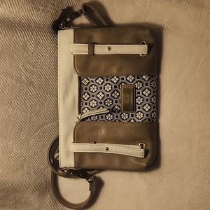 Anna Nova cross body purse. In like new condition!